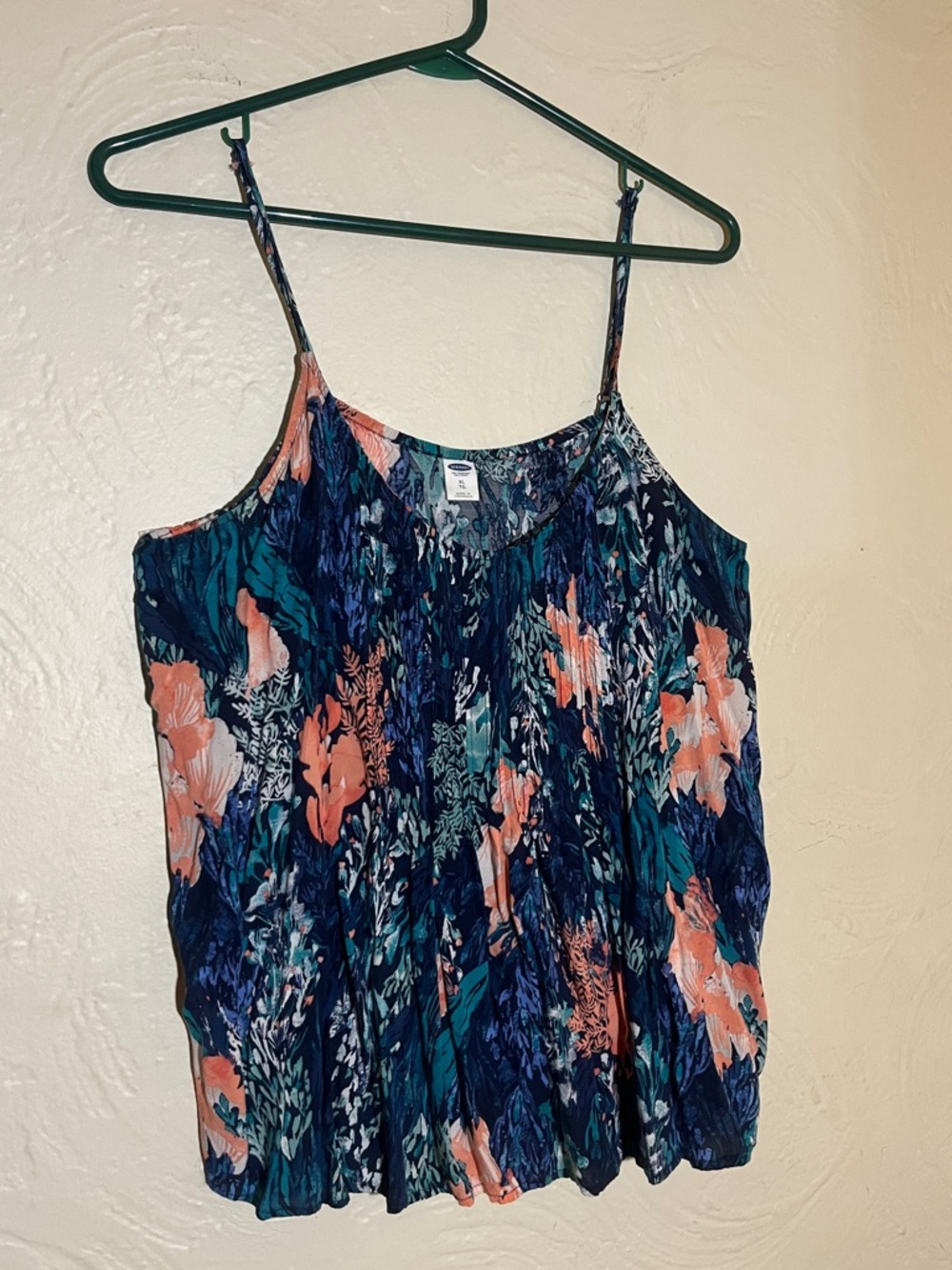 Old Navy Navy Teal & Coral Floral Pleated Tank